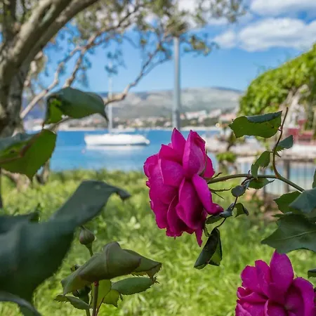 Apartman By The Sea Okrug Gornji, Ciovo - 458 *