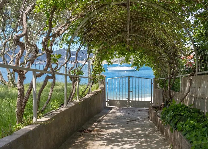 Appartement By The Sea Okrug Gornji, Ciovo - 458